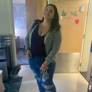 Meet your Posher, Lindsay